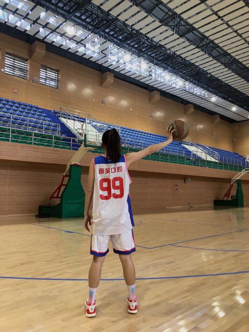 广州打篮球的女生直播