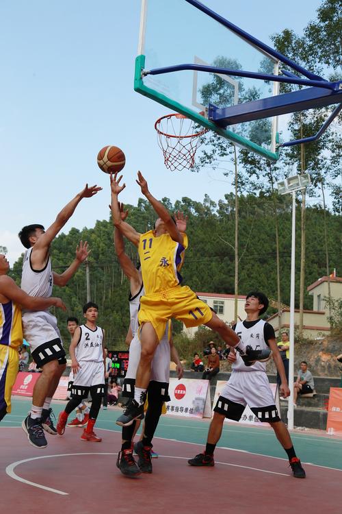 广西柳州乡村篮球赛直播