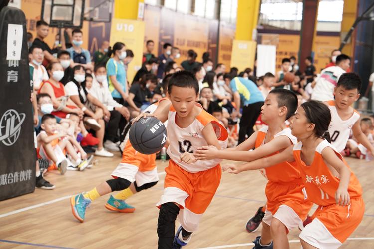 郑州儿童篮球比赛直播_儿童篮球比赛现场直播